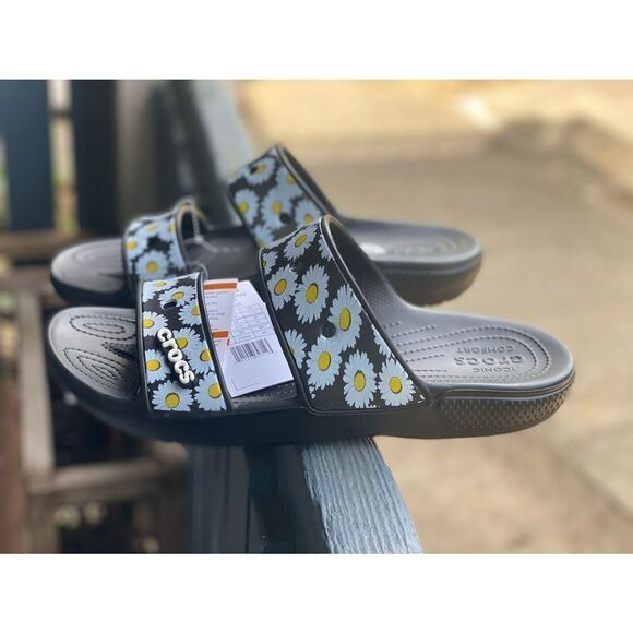 Crocs Men's Classic Sandal Slide Black Daisy Sz13 US - Picture 1 of 9